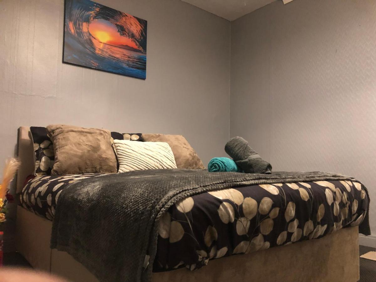 Handsworth Home - 2 Bedroomed 谢菲尔德 外观 照片