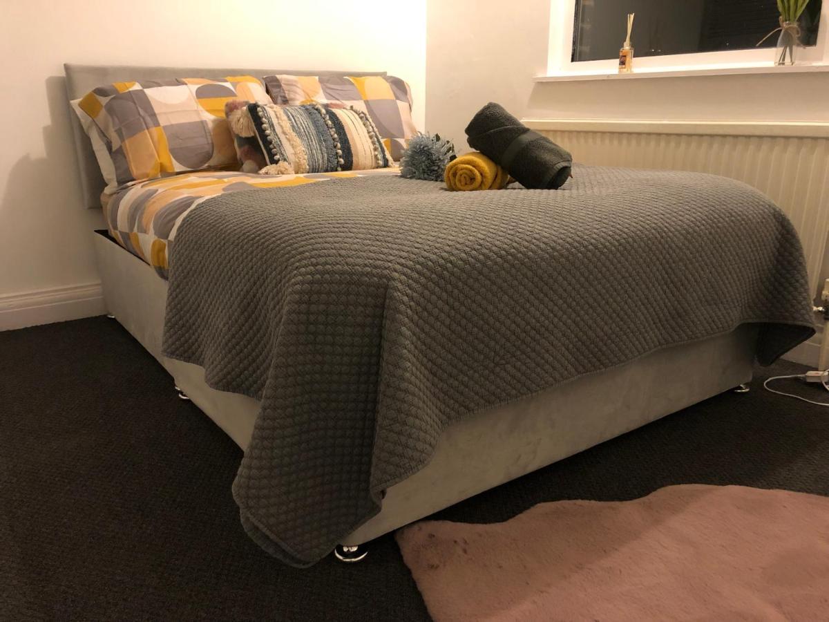 Handsworth Home - 2 Bedroomed 谢菲尔德 外观 照片