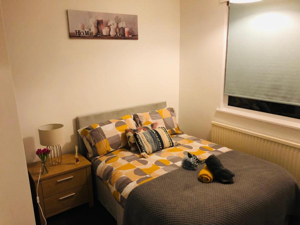 Handsworth Home - 2 Bedroomed 谢菲尔德 外观 照片