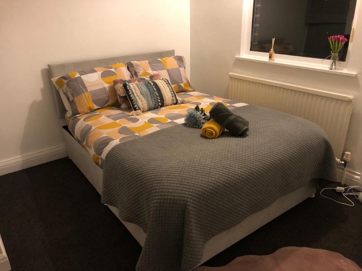 Handsworth Home - 2 Bedroomed 谢菲尔德 外观 照片